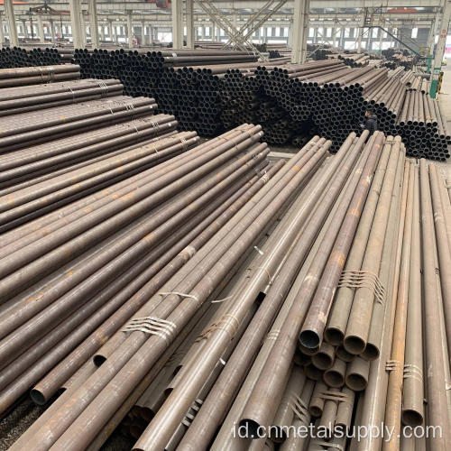 ST37-2 Pipa Hot Rolled MS Carbon Steel Hot Seamless
